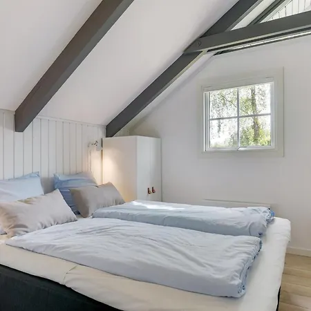 Gidske - 300m From The Sea By Interhome *