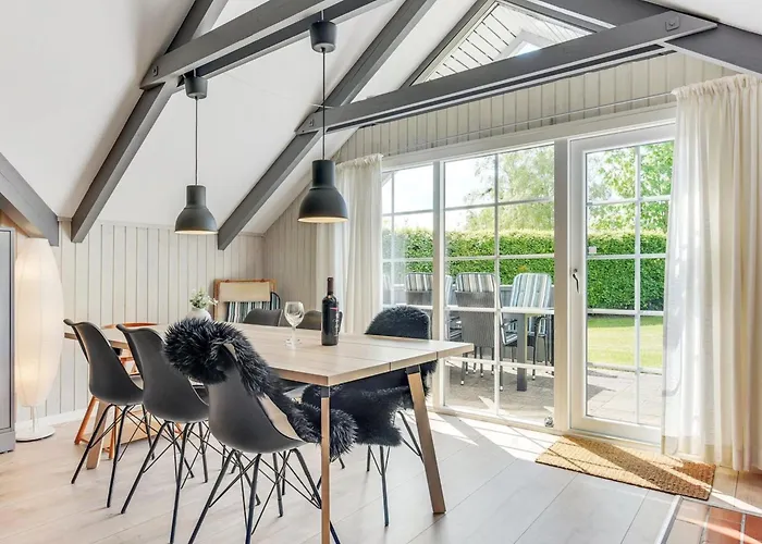 Gidske - 300m From The Sea By Interhome *