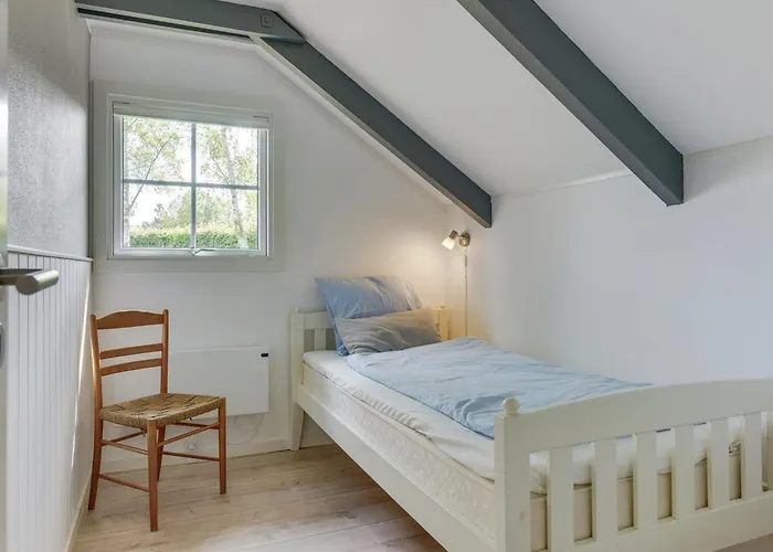 Gidske - 300m From The Sea By Interhome